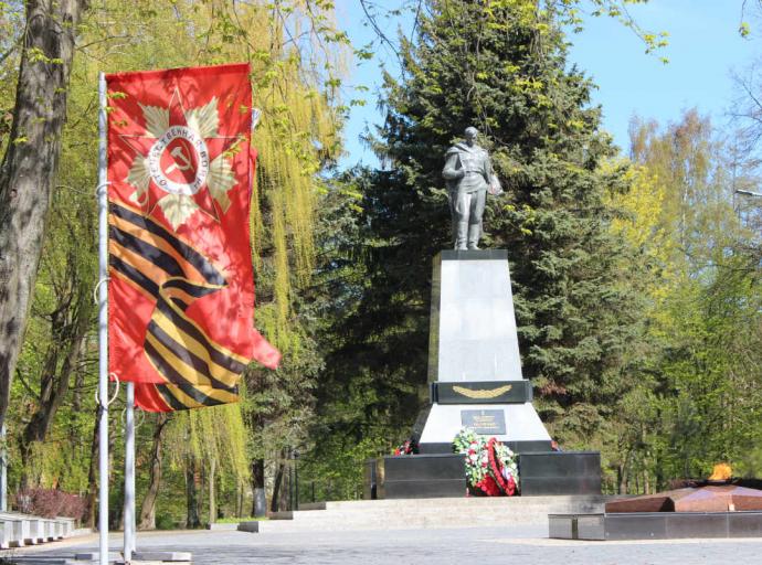 «Далекий сорок пятый. Май. Победа...»
