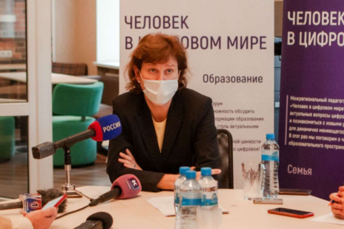 Министр образования: после каникул возвращаемся в школы