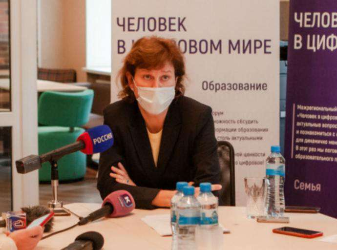 Министр образования: после каникул возвращаемся в школы