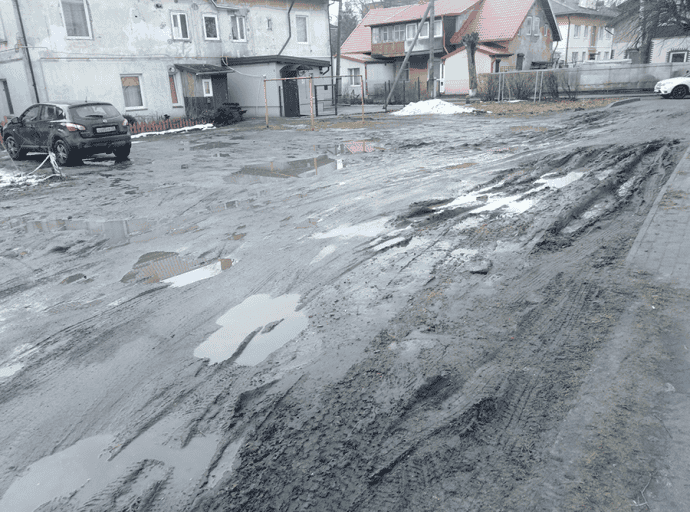 Детские площадки, озеленение и кондиционеры
