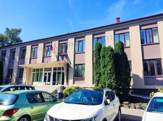 Благоустройство парка, демонтаж кондиционеров