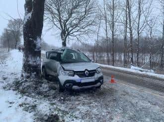 Берегись, народ, на дорогах гололёд!