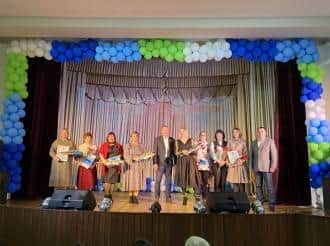Жительниц муниципалитета поздравили с Днём матери