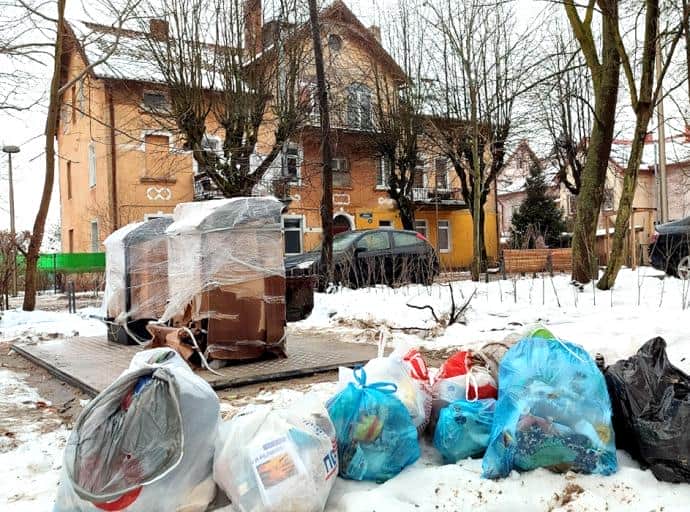 Комиссия по благоустройству проинспектировала на улицах Зеленоградска уборку мусора и контейнерных площадок
