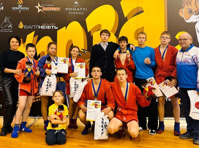 Зеленоградские самбисты завоевали семь медалей регионального турнира «Харза»