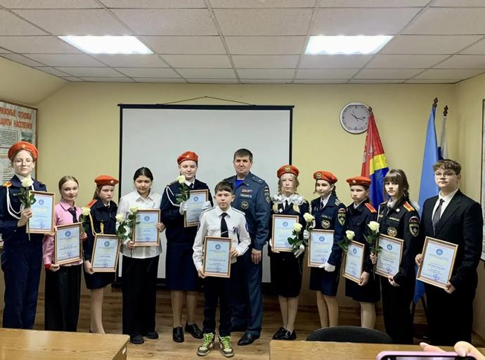 В Главном управлении МЧС состоялась церемония награждения победителей фестиваля «Звезда спасения»