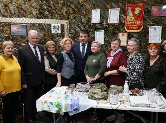 Герои фронта и тыла