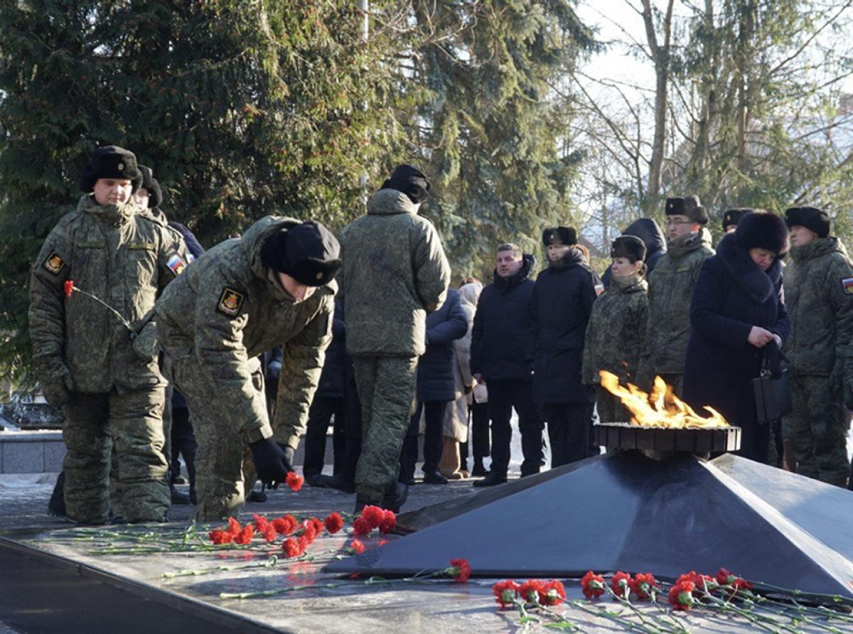 В муниципалитете продолжается патриотическая акция «Вахта памяти»