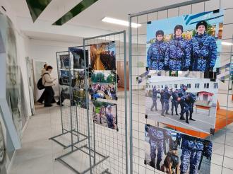 В Калининграде открылась фотовыставка, посвященная 10-летию образования войск нацгвардии России