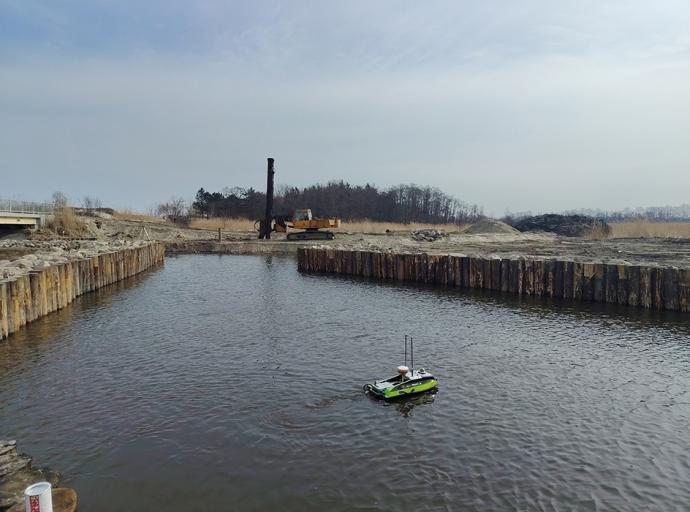 Сотрудники «Балтберегозащиты» провели промеры глубин устья реки Алейки