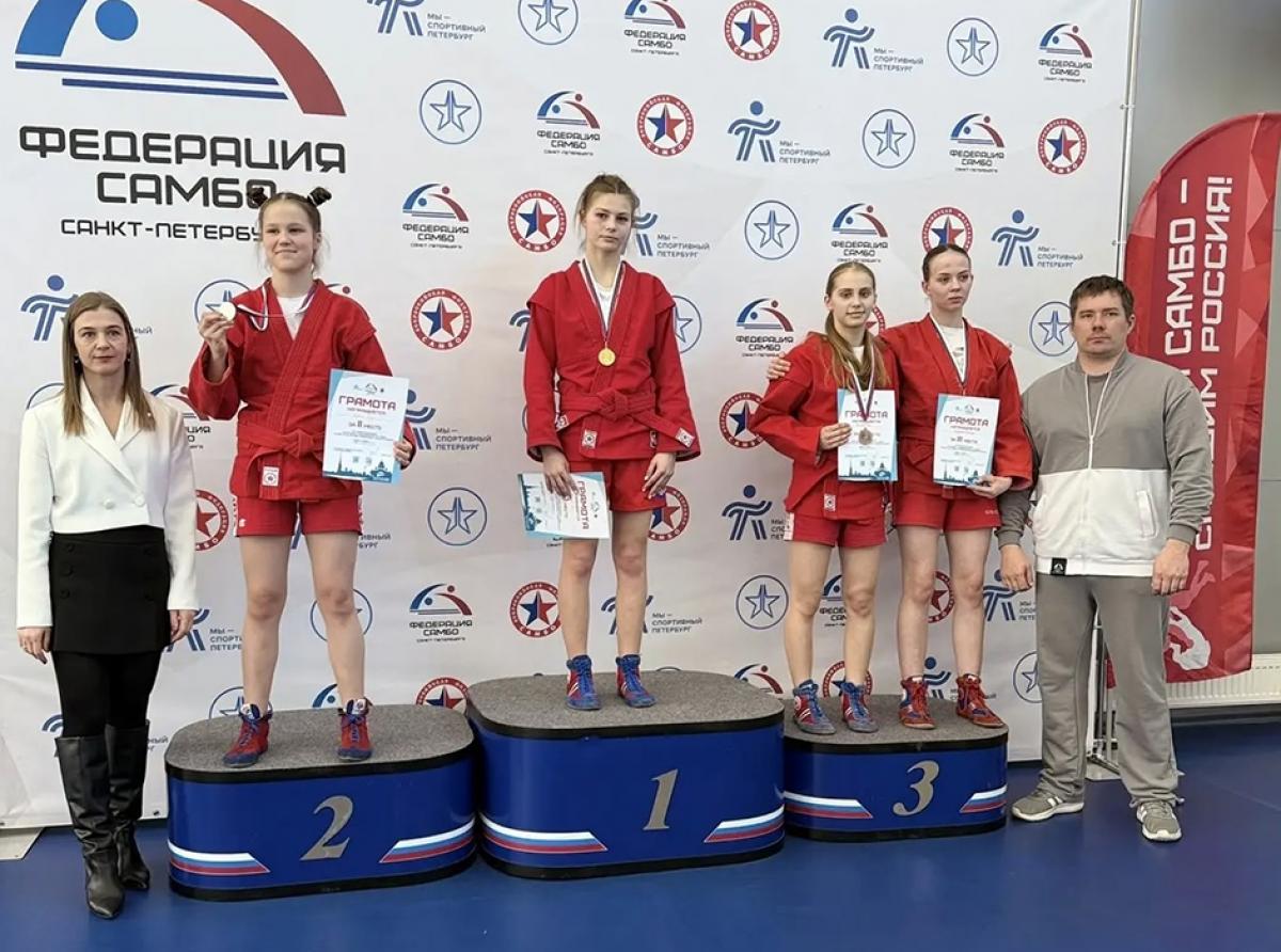 Воспитанница «Янтаря» завоевала медали на межрегиональных соревнованиях по самбо